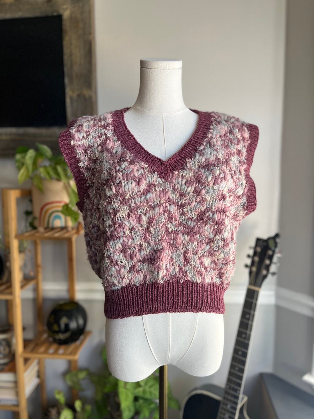 Vintage 70s Cropped Sweater Vest Mauve Pink Cottagecore Hand Knit Size Large